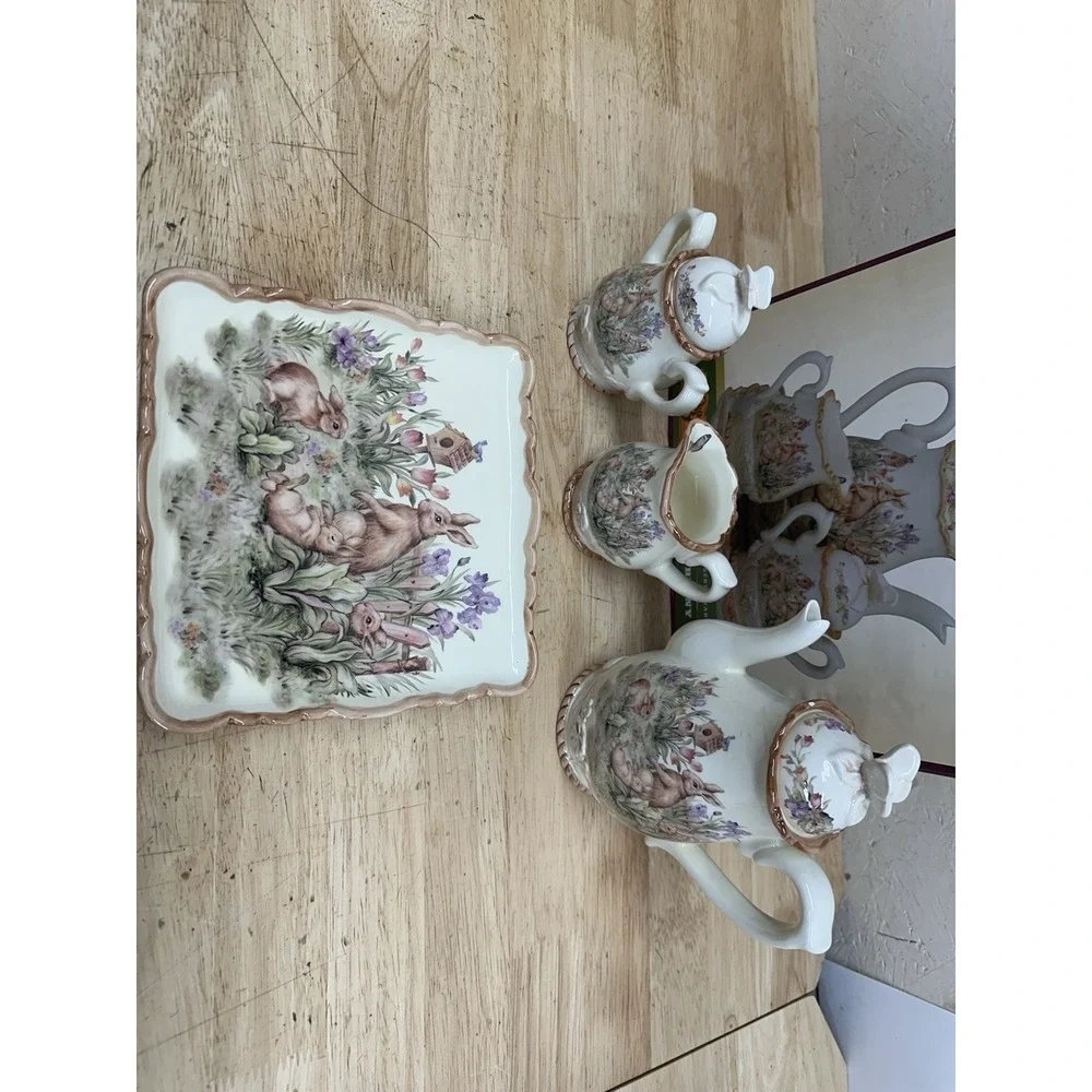 Cracker Barrel Easter Treasures Bunny Teapot Creamer Sugar Set Tray